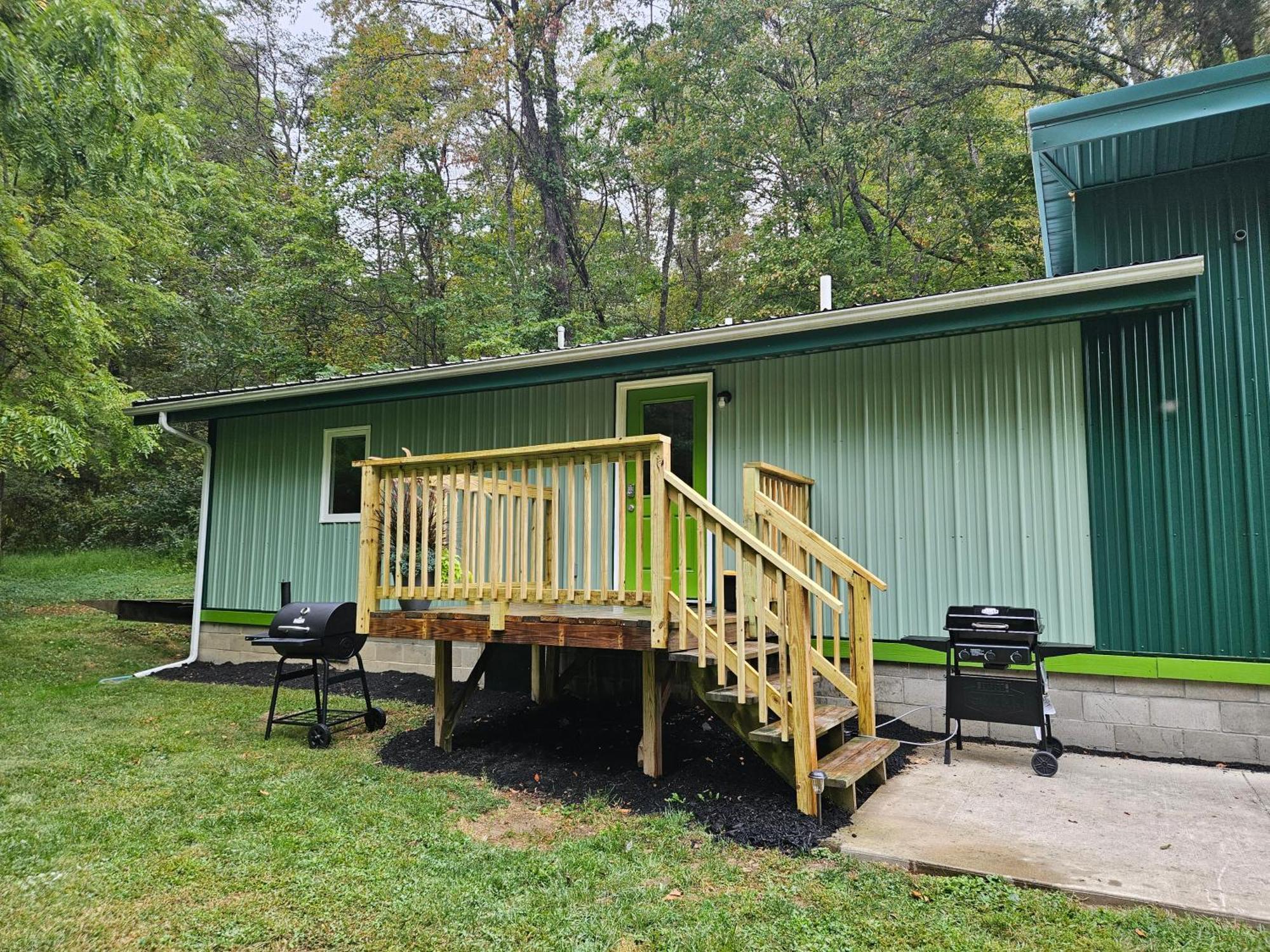 Villa Frog Hollow At Hocking Vacations Logan Exterior foto